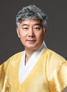 무용반 김일환 교수