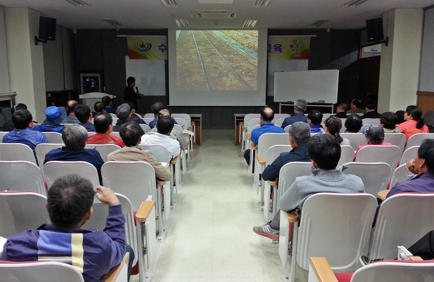 정읍시농업기술센터, 18일, 명품 수박 생산 위한 재배 기술 교육 가져