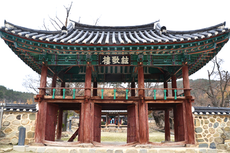 불우헌 정극인 선생의 상춘곡비
