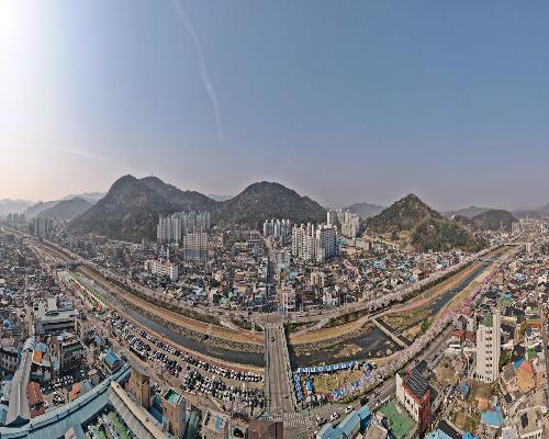 낭만벚꽃, 낭만정읍...2025 정읍 벚꽃축제에서 즐기는 화려한 봄!