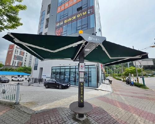 정읍시, 도심 곳곳에 ‘스마트 그늘막’…폭염 속 보행자 안전 강화