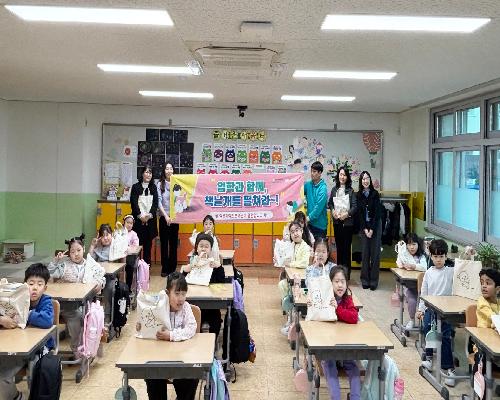 정읍시, 초등 1학년에 책 꾸러미 선물…‘책날개 북스타트’ 운영