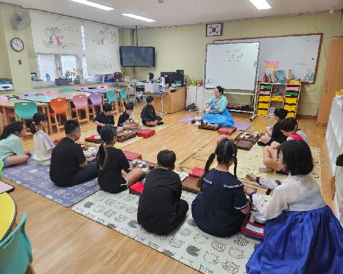 “향긋한 차 마시며 예의범절 배워요” 정읍시, 9개 학교서 다례 교육 진행