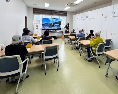 막막한 치매 돌봄, 함께 헤아렸다…정읍 가족교실 마무리