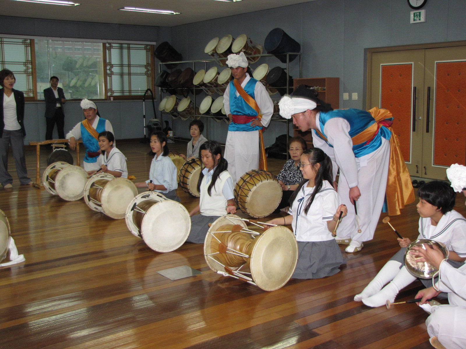 일본 나리타시 중학생 방문에 따른 시립농악단 공연 및 체험