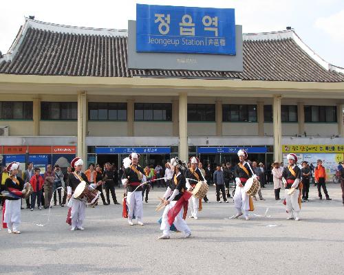 가을축제 퍼레이드 및 공연